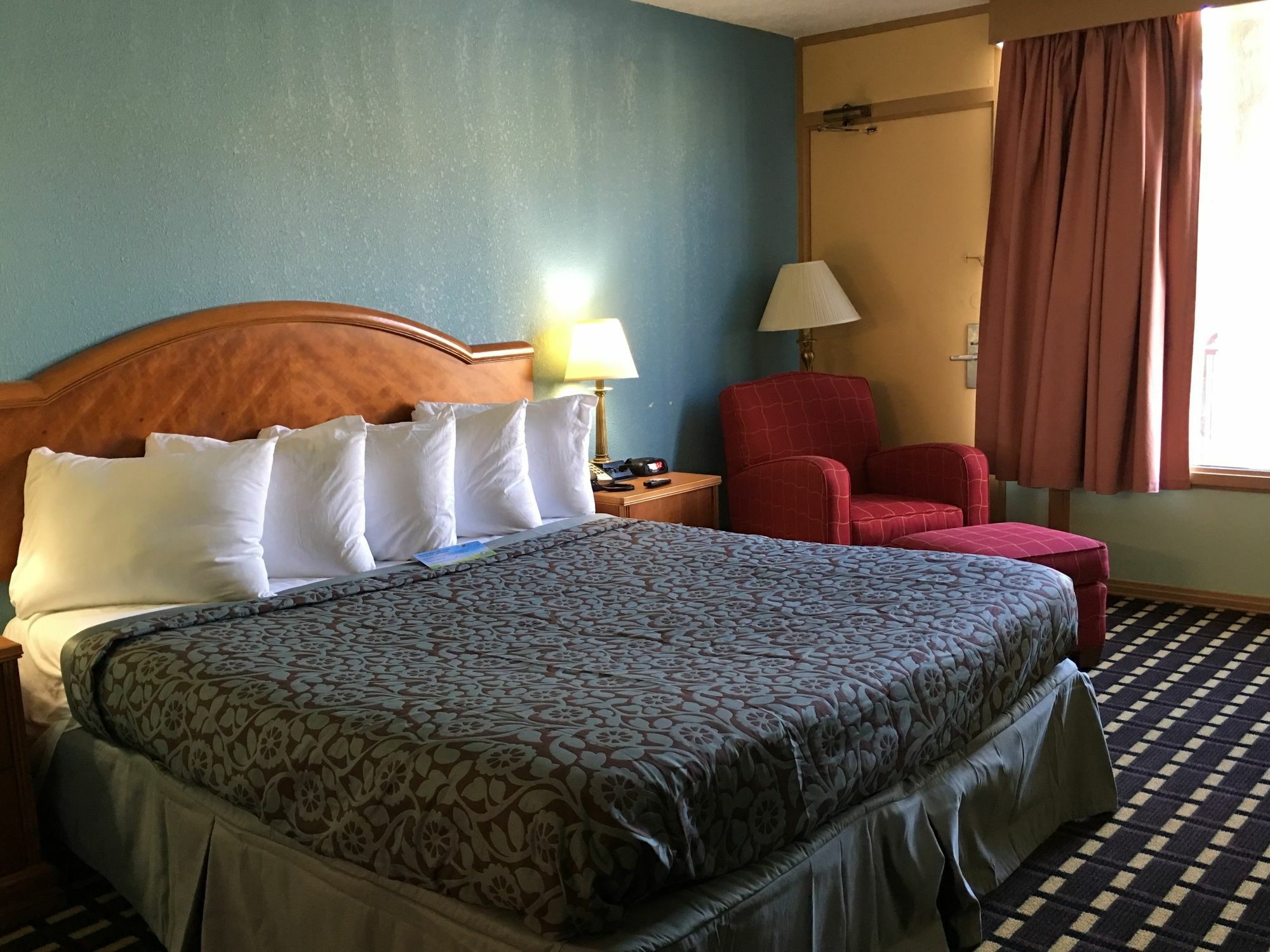 Days Inn By Wyndham Sharonville Exterior foto